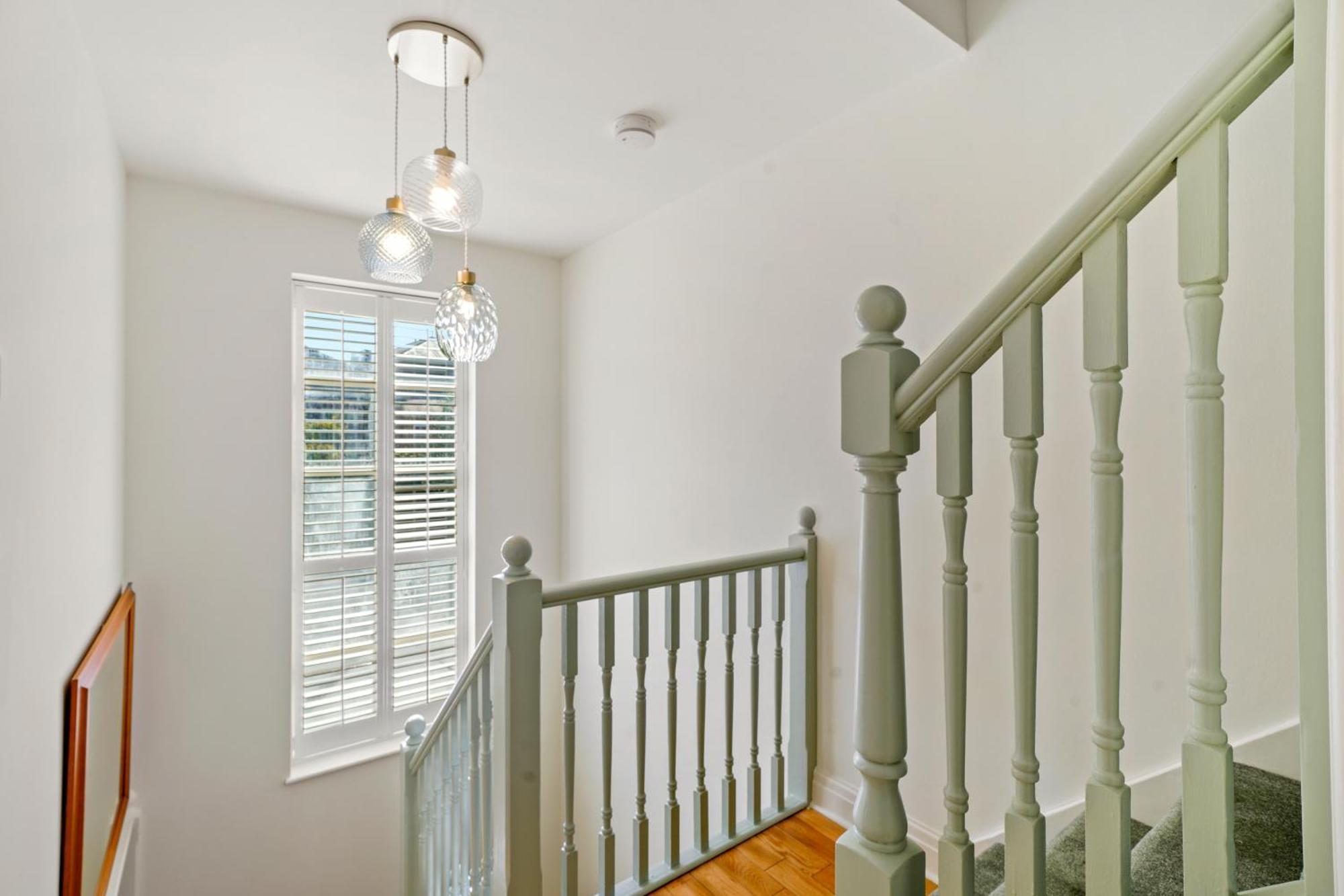 3 Bedroom Mews Home - Clapham Common - Free Private Parking - Sleeps 5 - Newly Refurbished - Sweetpea & Pillow Properties ลอนดอน ภายนอก รูปภาพ